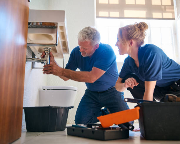Best Commercial Plumbing Services  in Copiague, NY